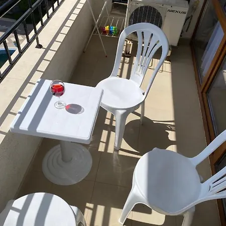 Chateau Valon Apartment Sunny Beach